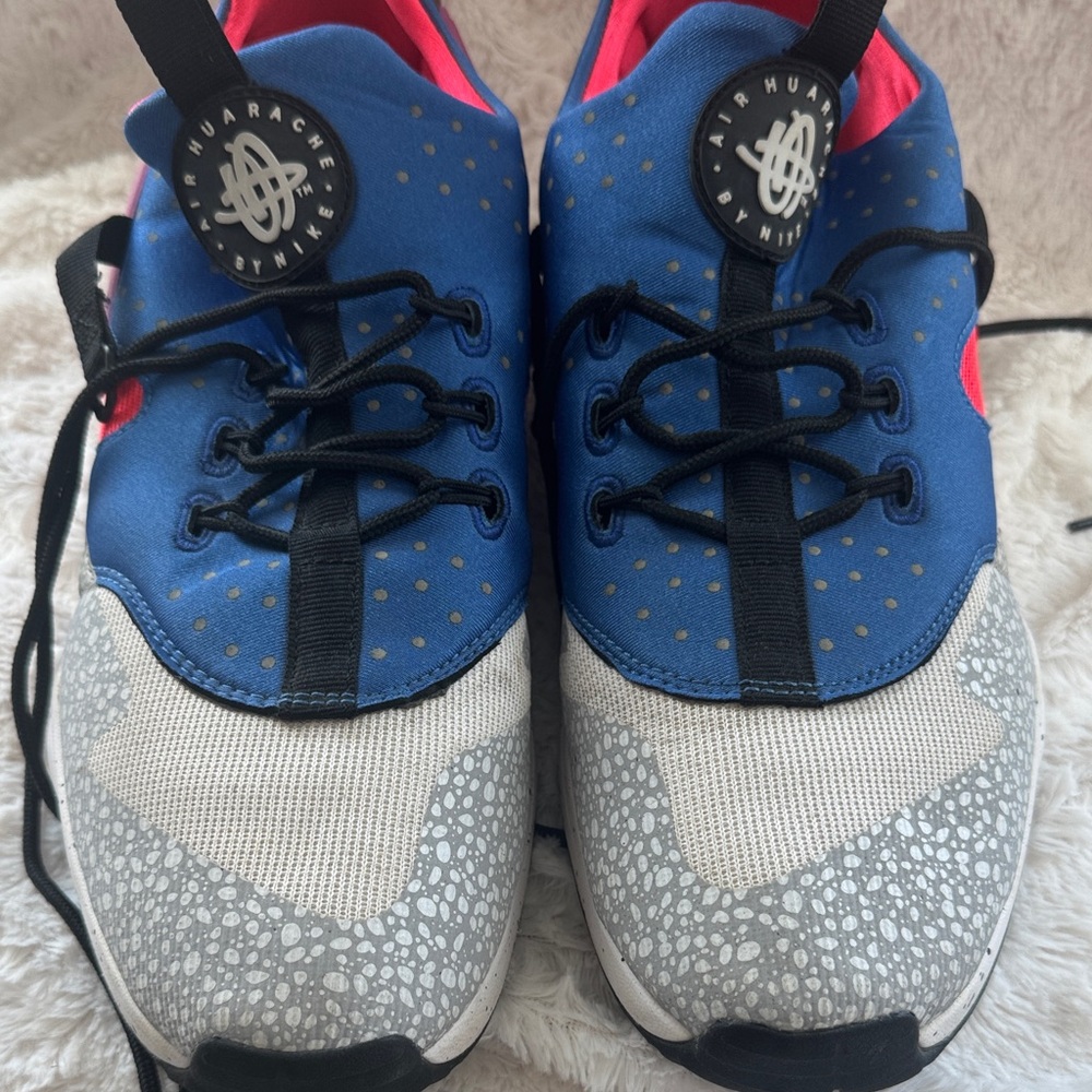 Men’s Blue and Gray Athletic Sneakers - Nike Air Huarache Style